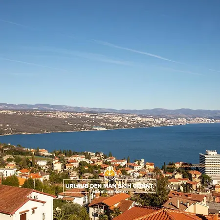 Apartman Schindler Luxury Penthouse - Spacious Luxury Penthouse In With Sea View, Pool & Private Garage