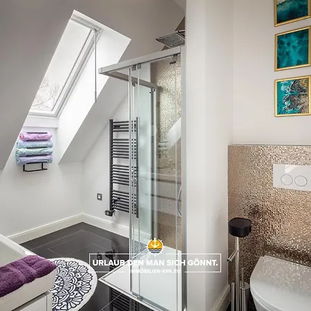 Schindler Luxury Penthouse - Sea View Terrace, Pool & Private Parking * Opatija