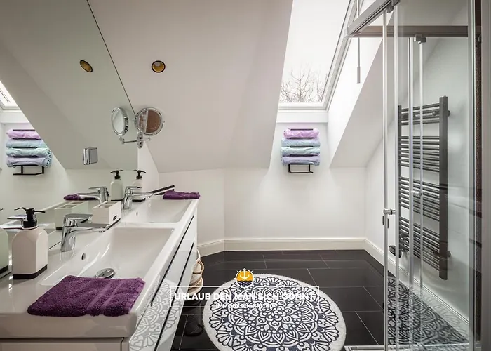 Apartamento Schindler Luxury Penthouse - Sea View Terrace, Pool & Private Parking *